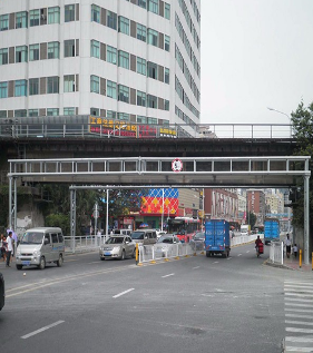 龙门架